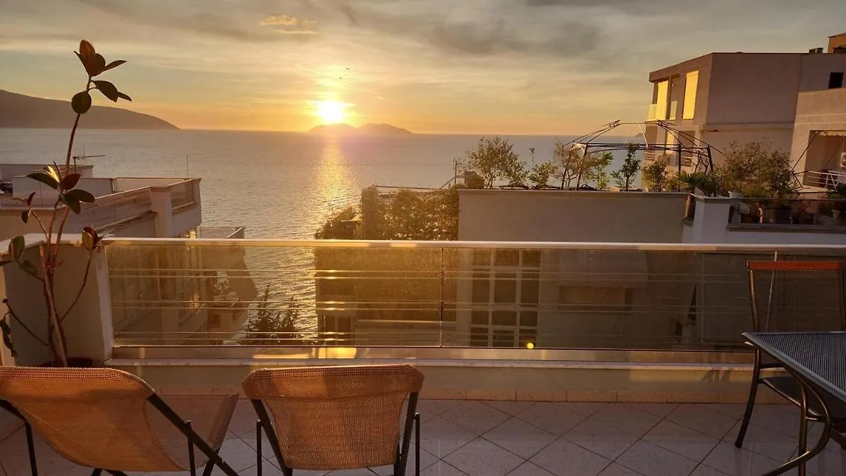 Breathtaking Sea-View Penthouse Διαμέρισμα Vlorë 0*,