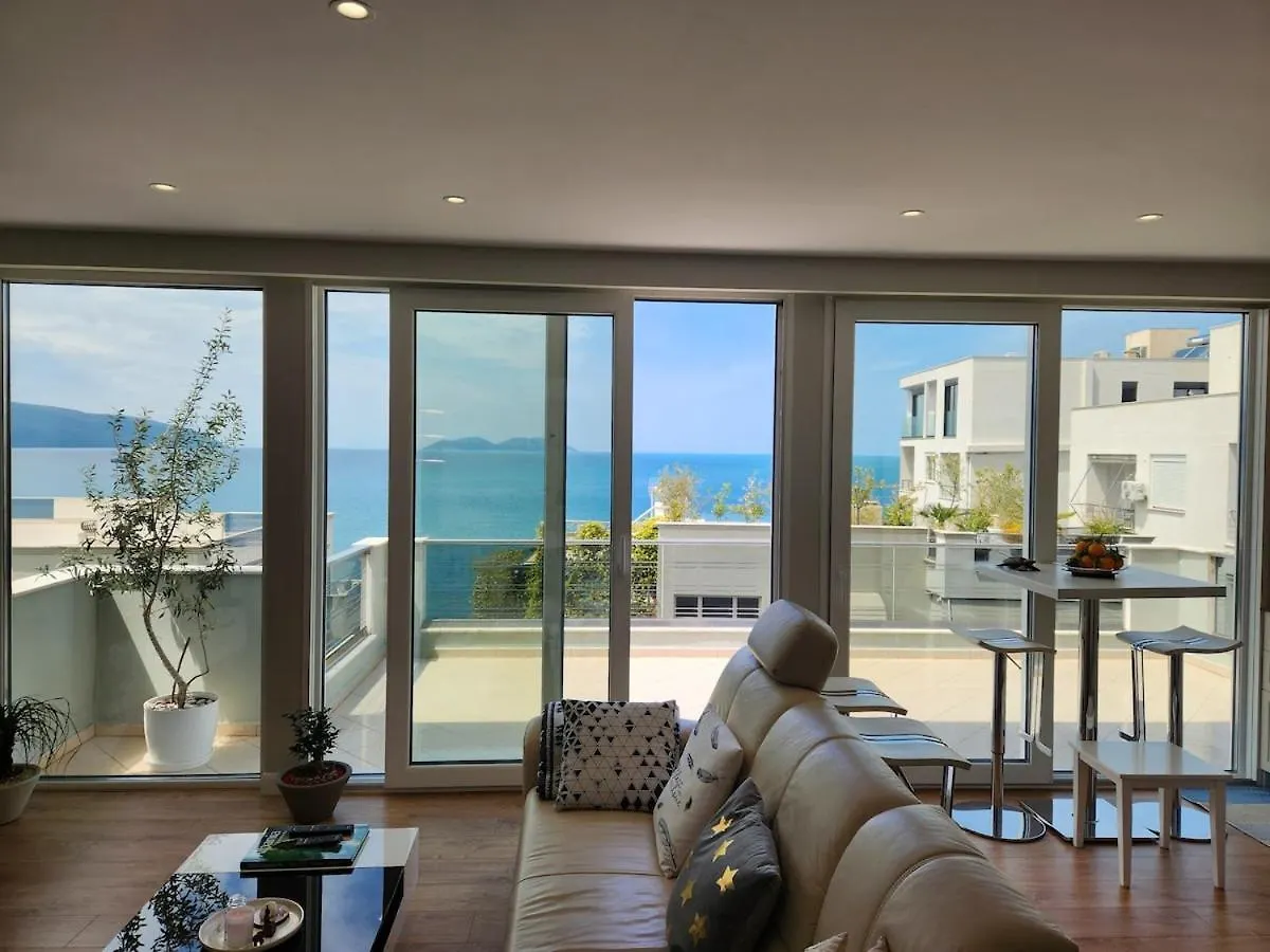 Breathtaking Sea-View Penthouse Διαμέρισμα Vlorë